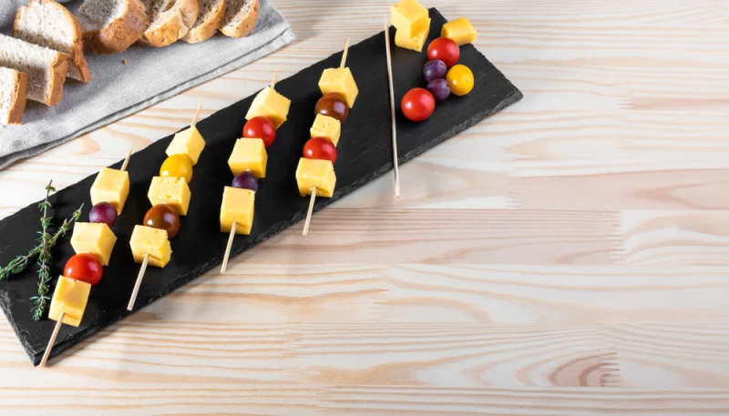 🧀 Brochettes apéritives fromage, tomates et raisins