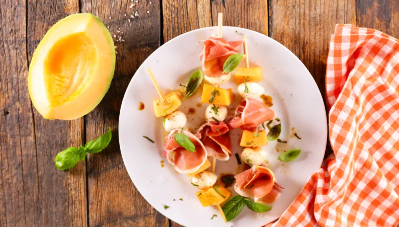 🍈🥓 Brochettes melon, mozzarella et jambon cru