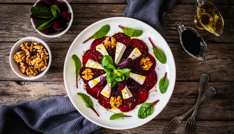 🍽️ Carpaccio de betterave, fromage et noix