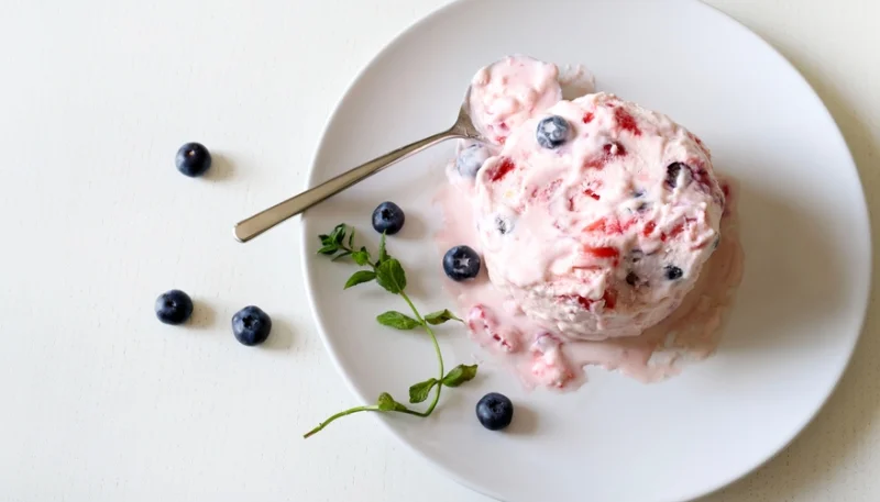 🍓 Glace aux fruits rouges maison onctueuse