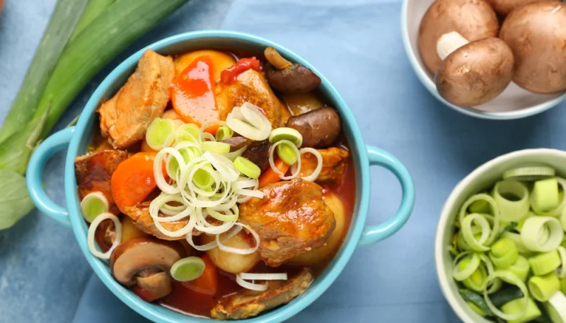 🍲 Sauté de poulet aux poireaux et champignons