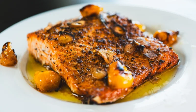 🐟 Saumon rôti à l'ail et au miel