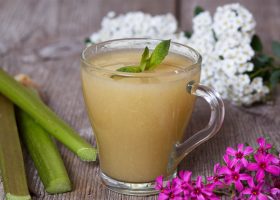 Compote de rhubarbe