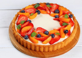 Tarte à la crème et aux fruits d'été