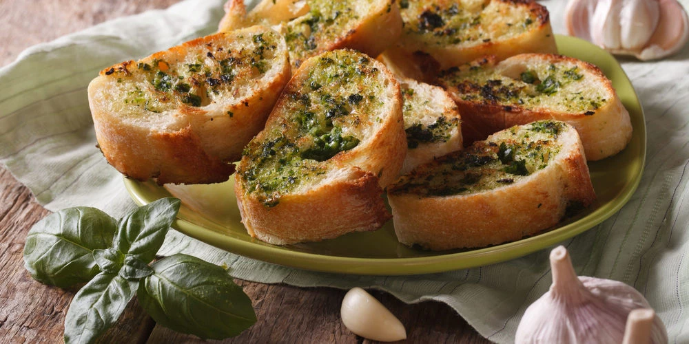 Recette Pain à l'ail rapide facile | Mes recettes faciles